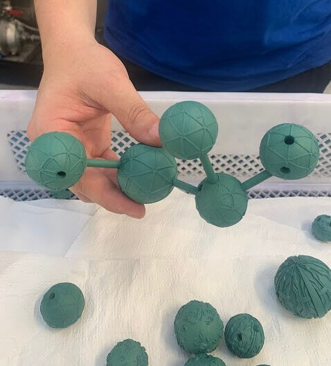 3D-printed mavive spheres